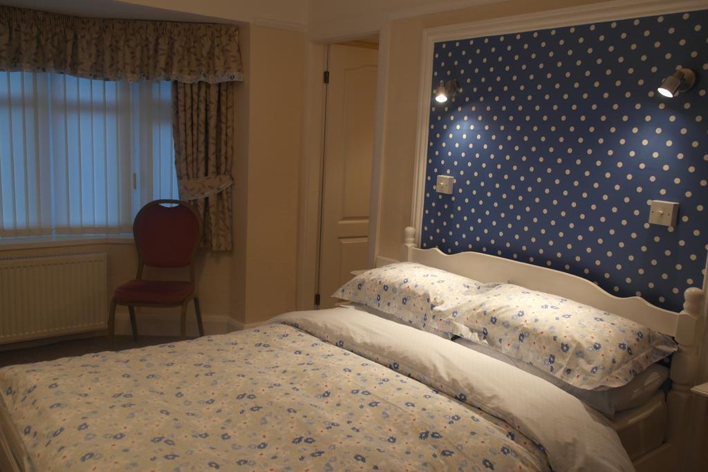 Monravon Guest House Голігед Номер фото